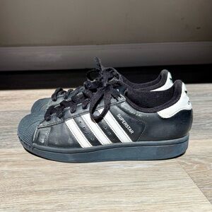 adidas Superstar Sneakers in Black and White Womens Size 5 - AS IS CONDITION